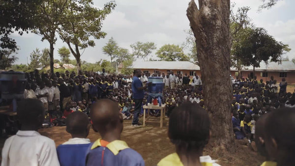 LifeStraw Go Water Filter Bottle with 2-Stage Integrated Filter Straw for Hiking